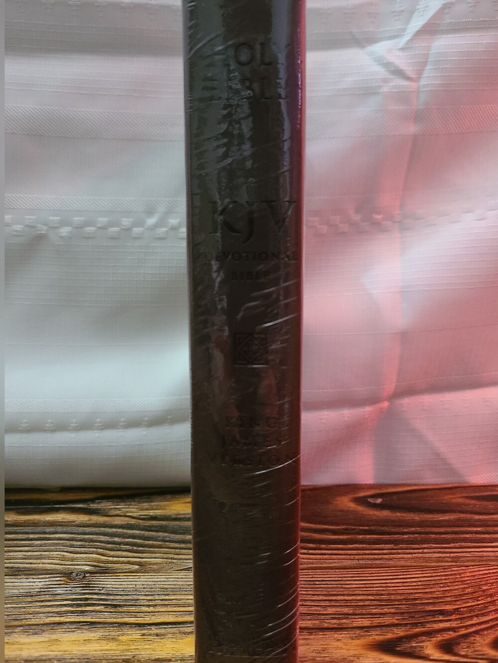 Hendrickson King James Version Brown and Pink Holy Bible New Sealed - Picture 3 of 5